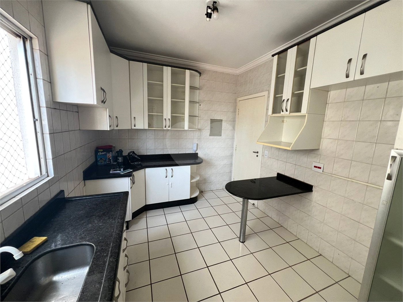 Apartamento à venda com 2 quartos, sendo 1 suíte, em Araés, Cuiabá, MT