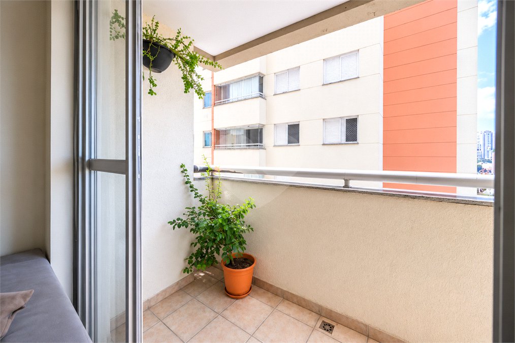 Apartamento à venda com 3 quartos, sendo 1 suíte,  em Chácara Inglesa, São Paulo, SP