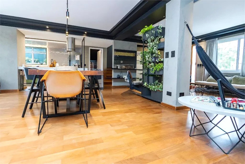 Casa à venda com 4 suítes em Cidade Monções, São Paulo, SP