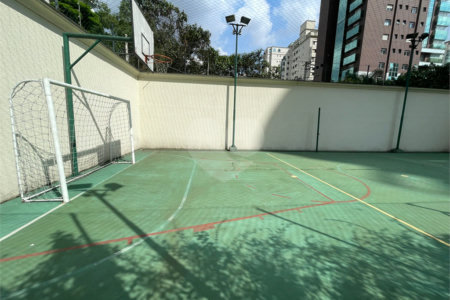 Apartamento à venda com 3 suítes em Campo Belo, São Paulo, SP