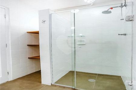Apartamento à venda com 3 quartos, sendo 1 suíte, em Itaim Bibi, São Paulo, SP