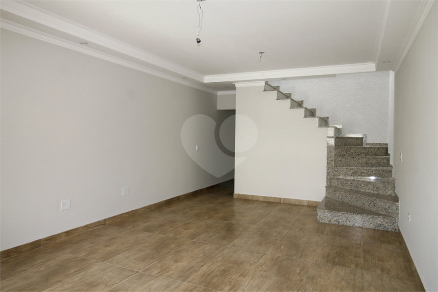 Sobrado à venda com 4 quartos, sendo 2 suítes, em Vila Pereira Barreto, São Paulo, SP