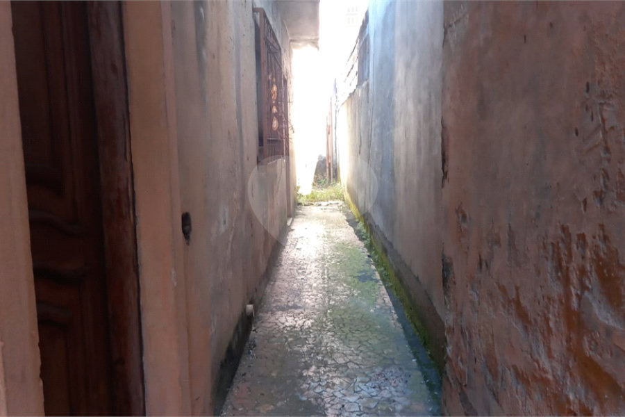 Terreno à venda com 8 quartos, sendo 2 suítes, em Santana, São Paulo, SP