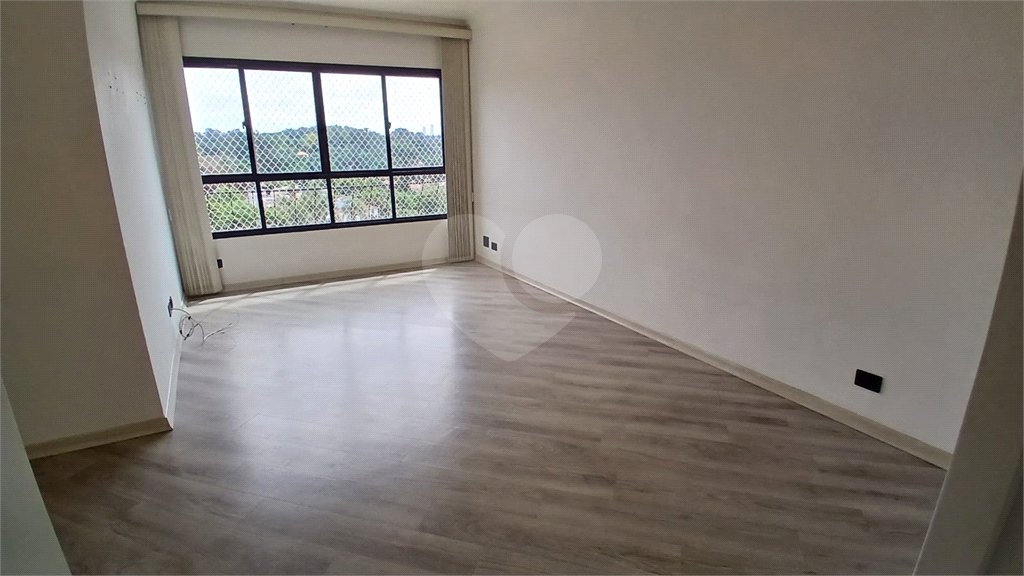 Apartamento à venda com 3 quartos, sendo 1 suíte, em Tremembé, São Paulo, SP
