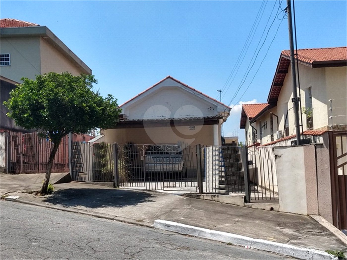 Casa à venda com 1 quarto em Vila Nivi, São Paulo, SP