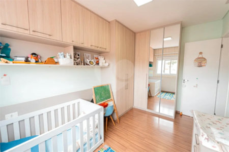 Apartamento à venda com 3 quartos, sendo 1 suíte, em Jardim Prudência, São Paulo, SP