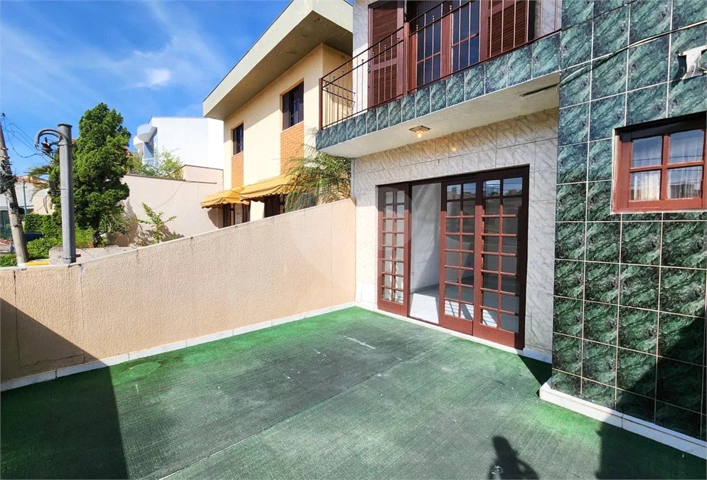 Sobrado à venda com 3 quartos, sendo 1 suíte, em Nova Petrópolis, São Bernardo do Campo, SP