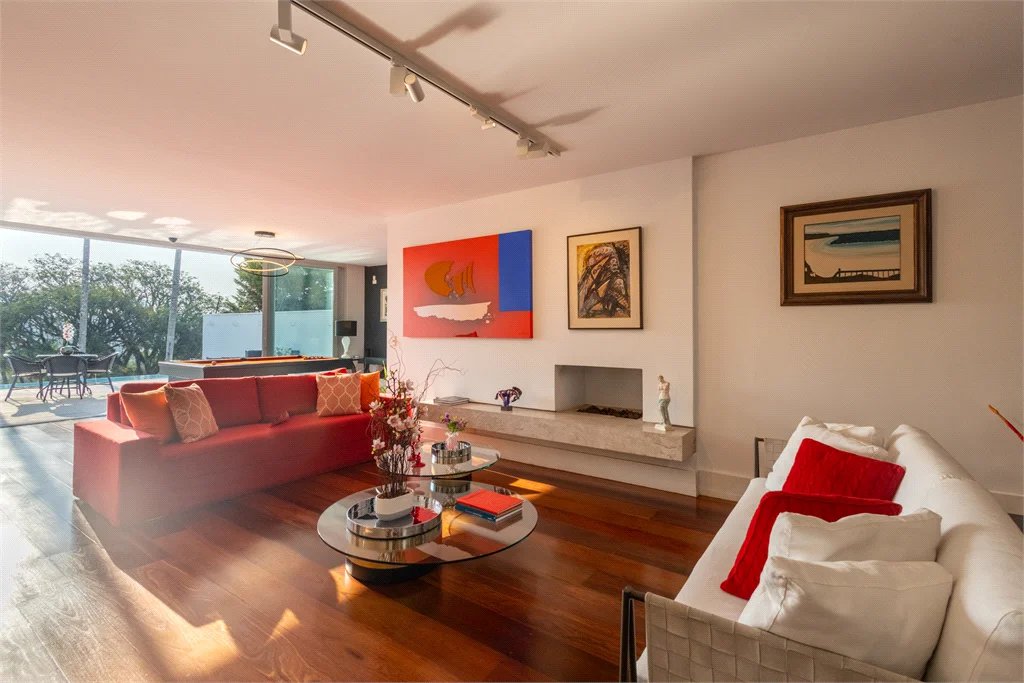 Casa à venda com 4 suítes em Jardim Guedala, São Paulo, SP