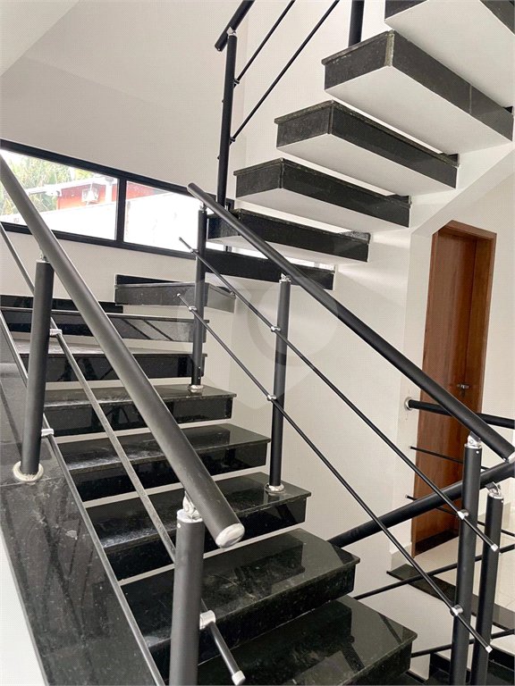 Sobrado à venda com 3 suítes em Jardim dos Pinheiros, Atibaia, SP