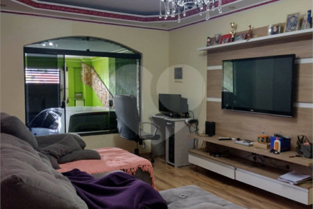 Casa à venda com 3 quartos, sendo 1 suíte,  em Vila Nova Cintra, Mogi das Cruzes, SP