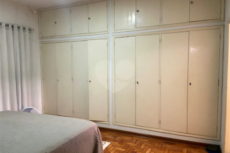 Casa à venda com 3 quartos, sendo 1 suíte, no Centro, Araraquara, SP