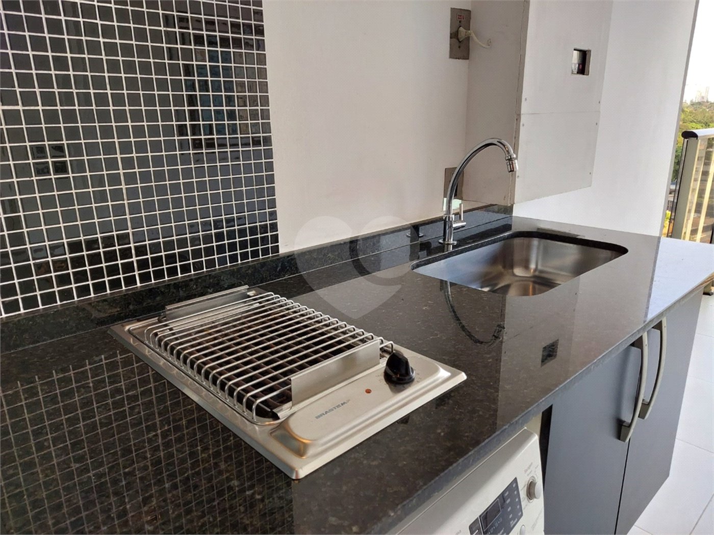 Apartamento à venda com 2 quartos, sendo 1 suíte, em Jardim das Acácias, São Paulo, SP