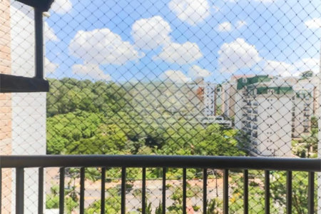 Apartamento à venda com 3 quartos, sendo 1 suíte,  em Cidade São Francisco, São Paulo, SP