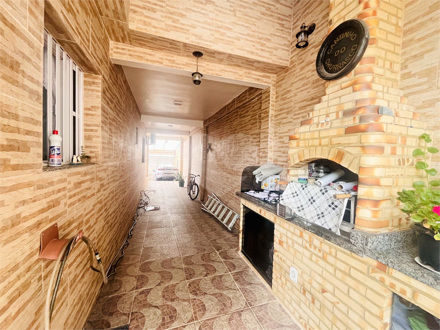 Casa à venda com 3 quartos, sendo 1 suíte, em Campo Grande, Rio de Janeiro, RJ