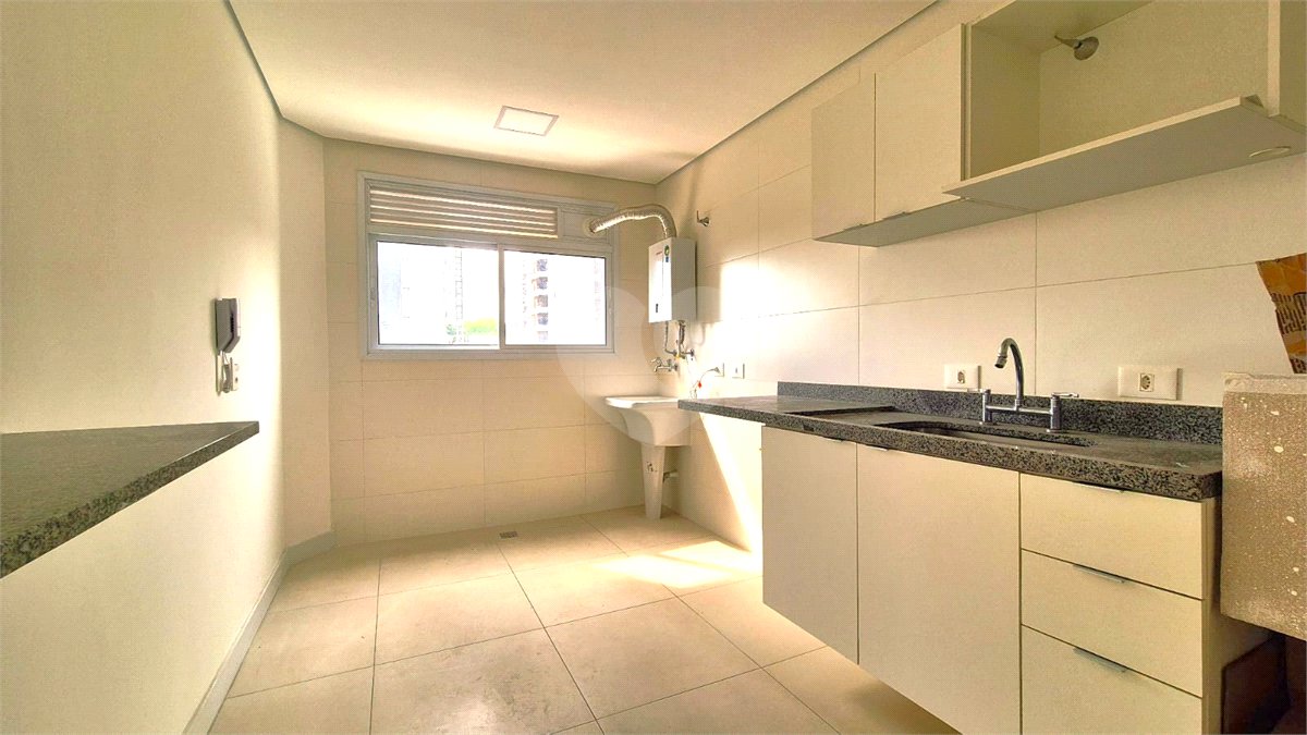 Apartamento à venda com 2 quartos, sendo 1 suíte, no Centro, Sorocaba, SP