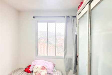 Apartamento à venda com 2 quartos em Vila Zat, São Paulo, SP