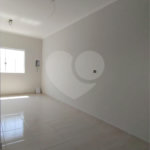Casa à venda com 2 quartos no condomínio Residencial Bella Suissa, Mogi das Cruzes - SP