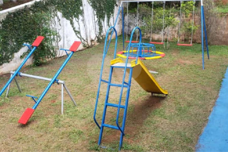 Chácara à venda com 4 suítes em Chácaras Fernão Dias, Atibaia, SP