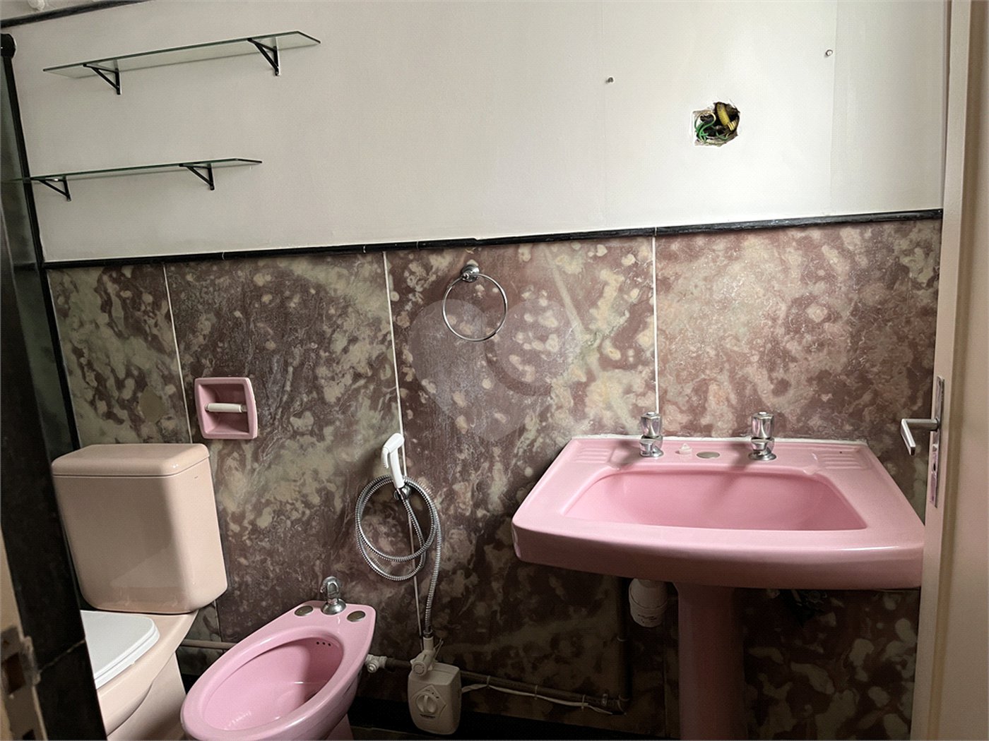 Sobrado à venda com 4 quartos, sendo 1 suíte, em Liberdade, São Paulo, SP