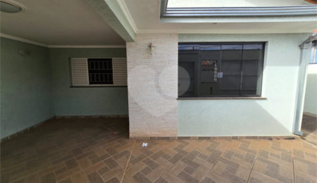 Casa à venda com 3 quartos em Vila Aparecida, Itapetininga, SP