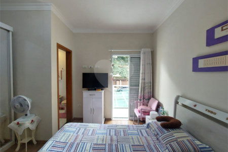 Casa à venda com 3 quartos, sendo 2 suítes,  em Jardim Lallo, São Paulo, SP