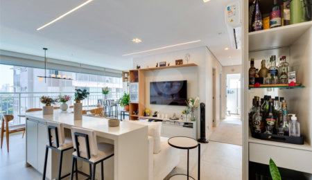 Apartamento à venda com 3 quartos, sendo 2 suítes, em Santo Amaro, São Paulo, SP