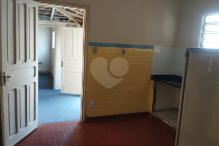 Casa Térrea à venda com 2 quartos em Vila Progresso, Araraquara, SP