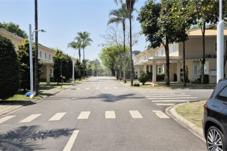 Casa à venda com 4 quartos, sendo 2 suítes,  no condomínio Aromaz, São Bernardo do Campo - SP