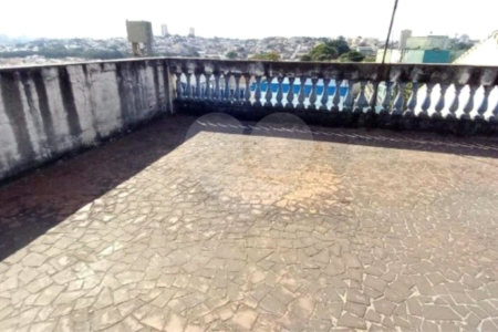 Casa à venda com 3 quartos, sendo 1 suíte, em Vila Barcelona, Sorocaba, SP