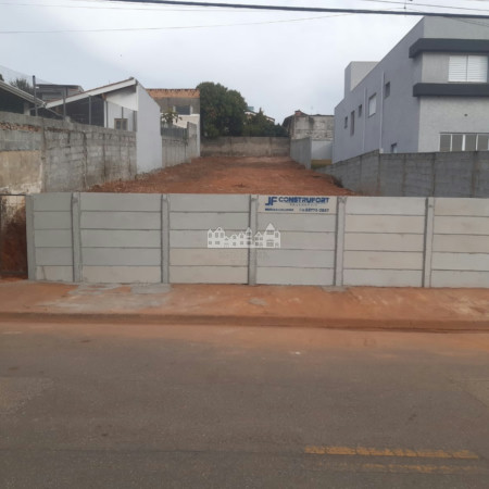 Terreno à venda em Jardim dos Pinheiros, Atibaia, SP