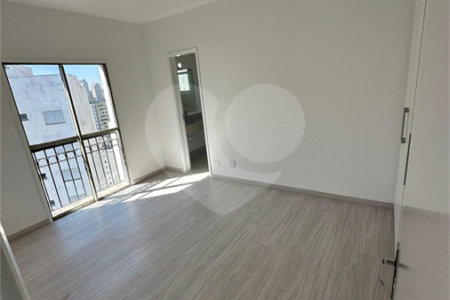 Apartamento à venda com 3 quartos, sendo 2 suítes, em Jardim Ampliação, São Paulo, SP