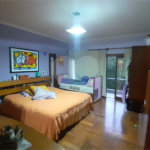 Casa à venda com 4 quartos, sendo 2 suítes, no condomínio Champs Elysees Village, Mairiporã - SP