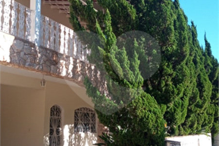Casa à venda com 5 quartos, sendo 3 suítes,  no condomínio Estância Marambaia, Vinhedo - SP