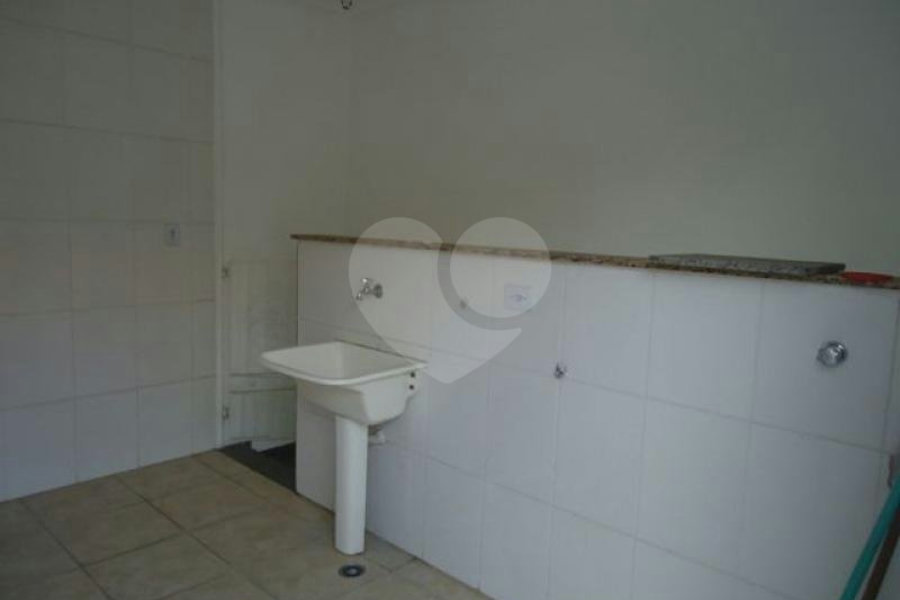 Sobrado à venda com 3 suítes em Vila Mazzei, São Paulo, SP