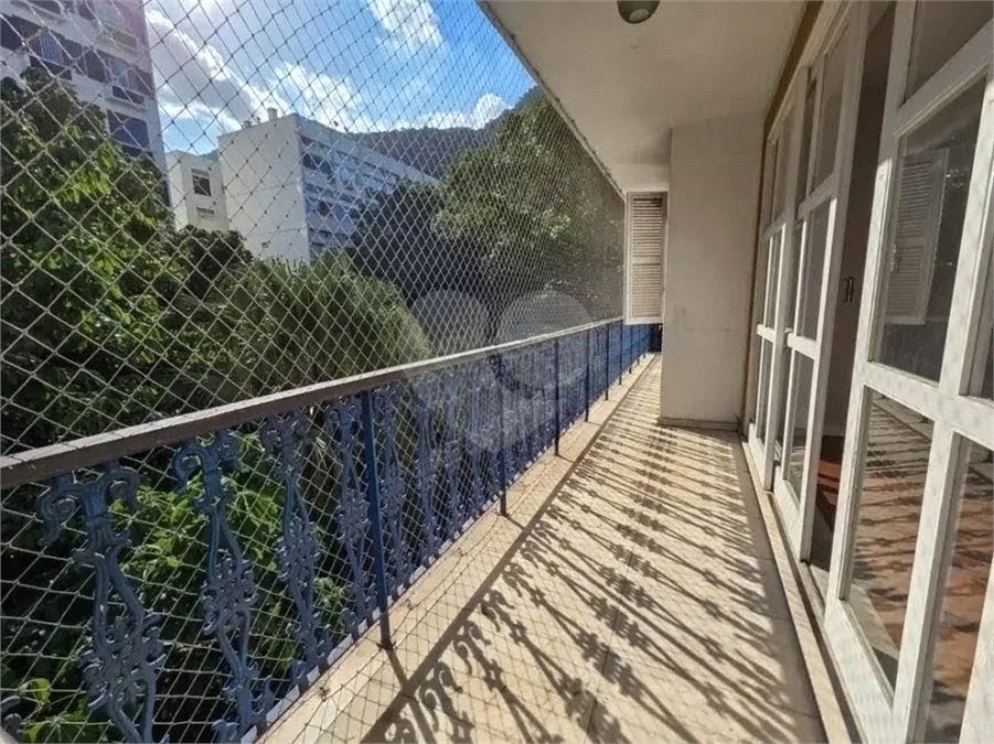 Apartamento à venda com 4 quartos, sendo 1 suíte, em Lagoa, Rio de Janeiro, RJ