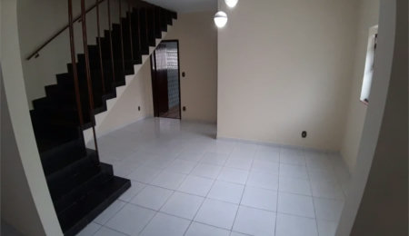 Casa à venda com 3 quartos, sendo 1 suíte,  em Vila Gomes, São Paulo, SP