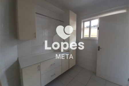 Casa à venda com 4 suítes no condomínio Altos da Serra Ii, São José dos Campos - SP