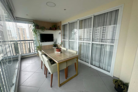 Apartamento à venda com 3 quartos, sendo 1 suíte, em Vila Andrade, São Paulo, SP