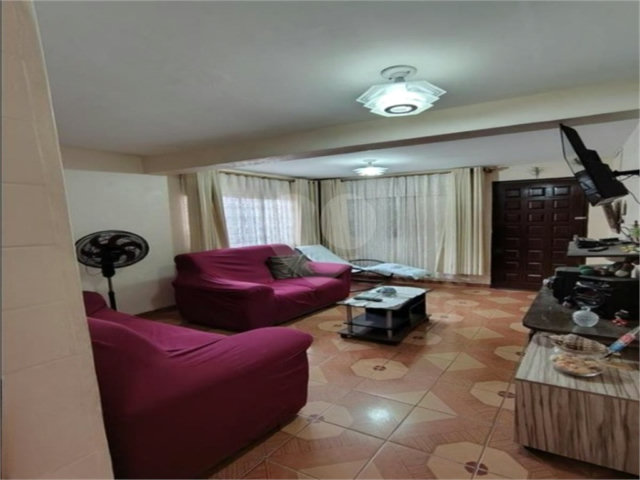 Sobrado à venda com 3 quartos em Vila Nova Cachoeirinha, São Paulo, SP