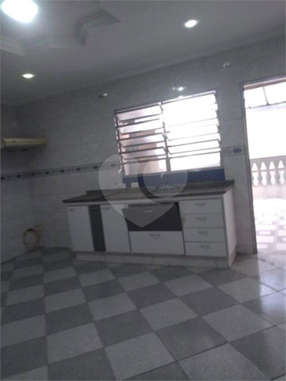 Sobrado à venda com 3 quartos, sendo 1 suíte, em Tremembé, São Paulo, SP