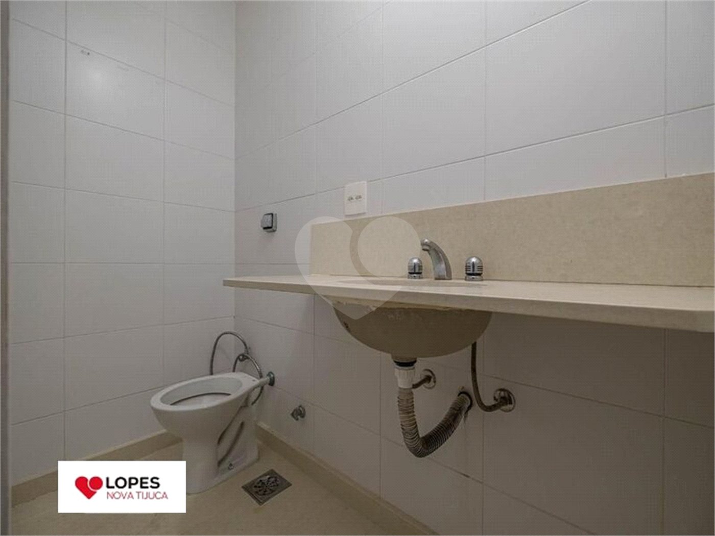 Apartamento à venda com 4 quartos, sendo 2 suítes, em Tijuca, Rio de Janeiro, RJ