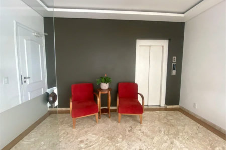 Apartamento à venda com 4 quartos, sendo 2 suítes,  em Vila Hamburguesa, São Paulo, SP
