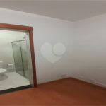 Sobrado à venda com 3 quartos, sendo 2 suítes,  em Santana, São Paulo, SP