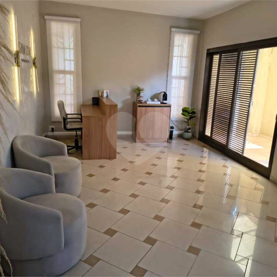 Sobrado à venda com 4 quartos, sendo 2 suítes, em Alto da Boa Vista, Ribeirão Preto, SP