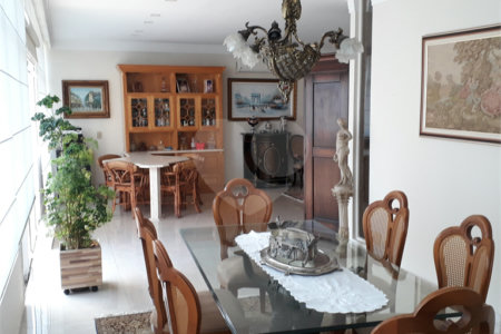 Apartamento à venda com 3 quartos, sendo 2 suítes, em Campo Belo, São Paulo, SP