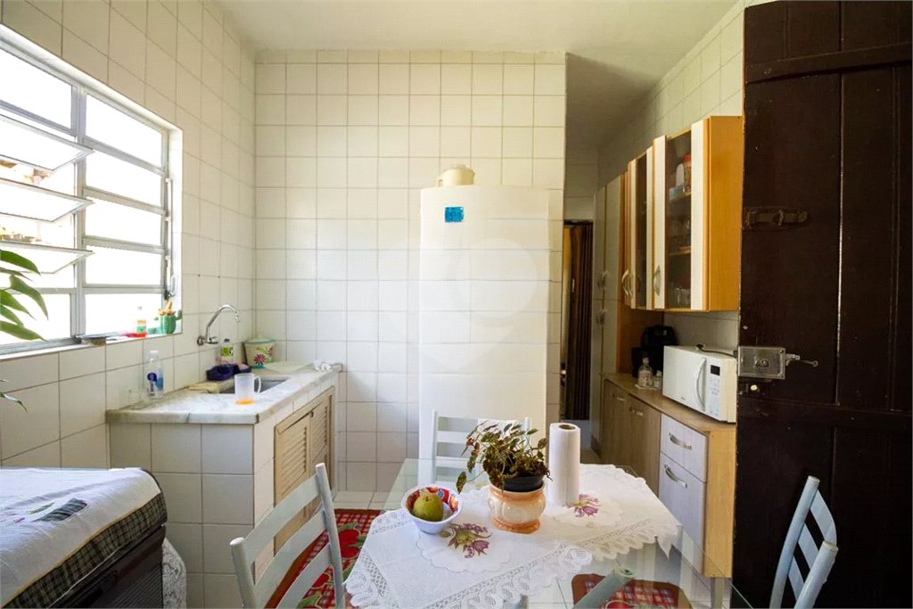 Sobrado à venda com 4 quartos em Vila Brasilina, São Paulo, SP