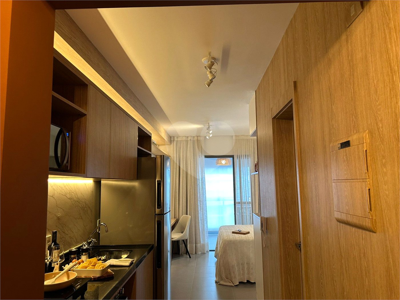 Apartamento à venda ou para alugar com 1 suíte em Pinheiros, São Paulo, SP