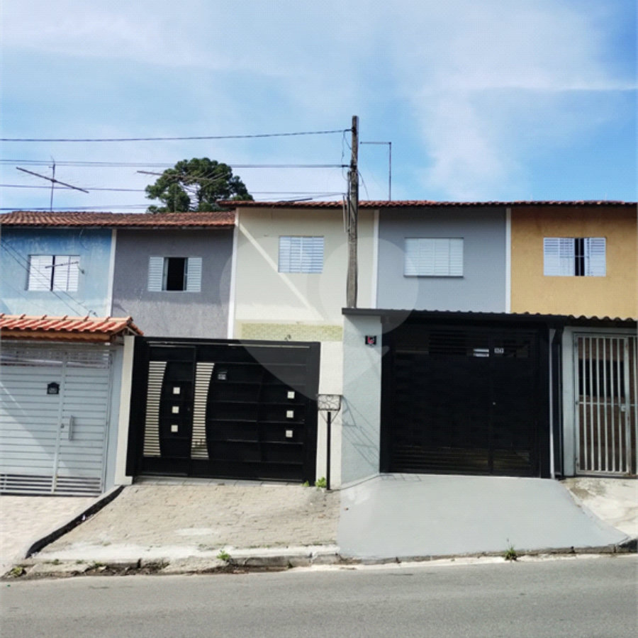 Casa à venda com 2 quartos, sendo 1 suíte, em Vila Caputera, Mogi das Cruzes, SP