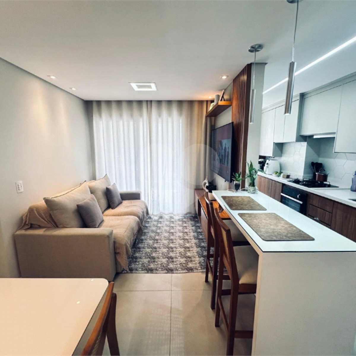 Apartamento à venda com 2 quartos, sendo 1 suíte, em Santo Amaro, São Paulo, SP