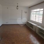 Sobrado à venda com 3 quartos em Horto, São Paulo, SP